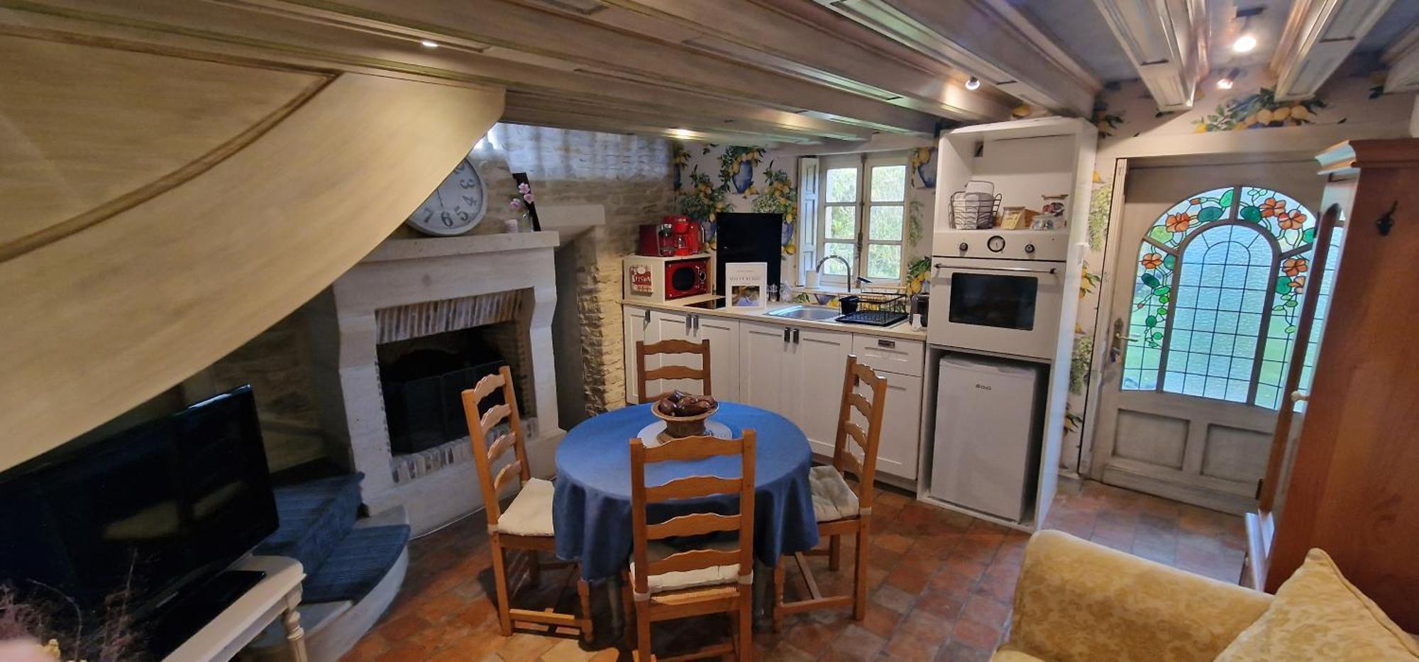 Charmant Logement Dans Un Ecrin De Verdure Le Manoir  外观 照片
