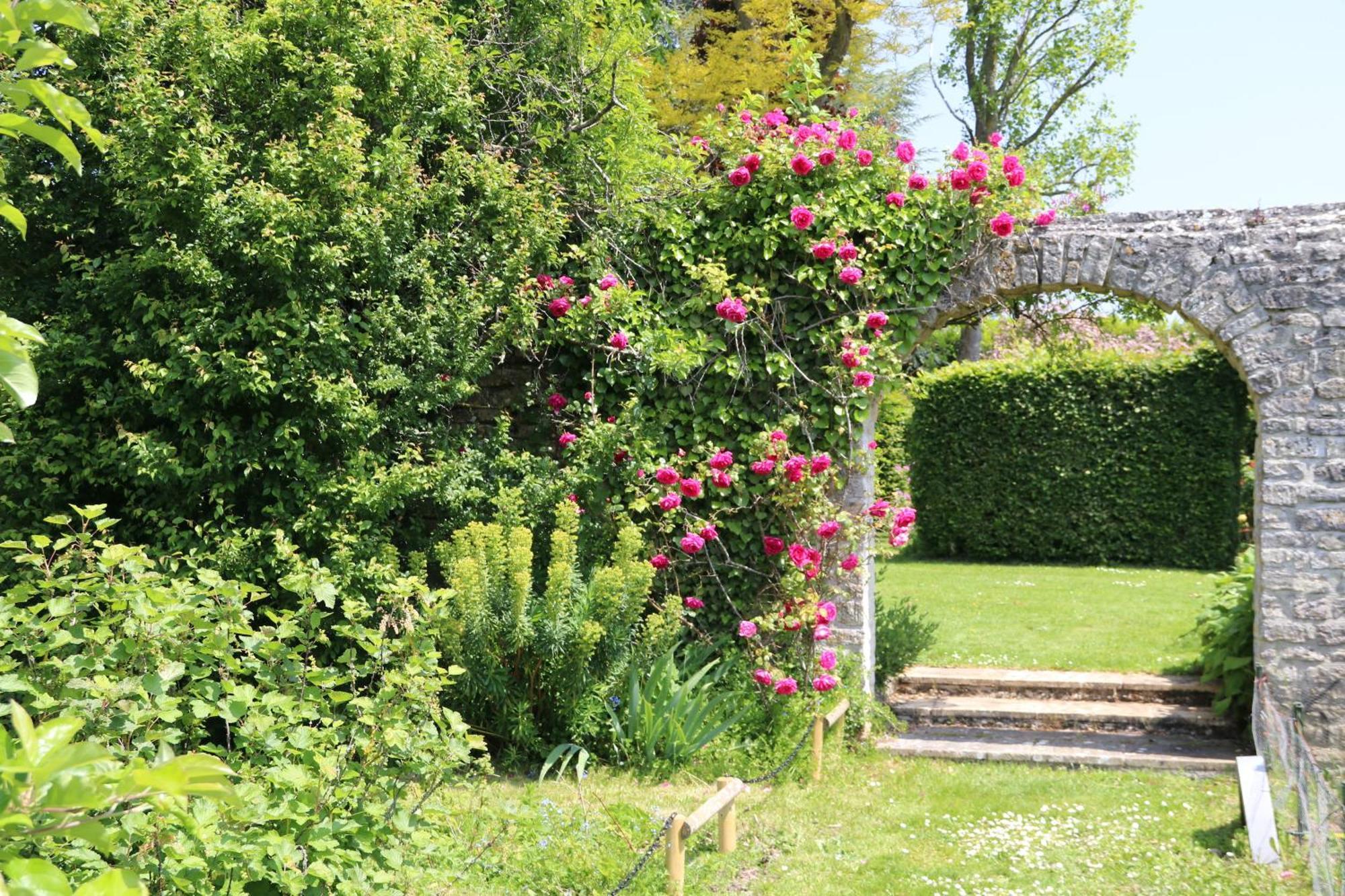 Charmant Logement Dans Un Ecrin De Verdure Le Manoir  外观 照片